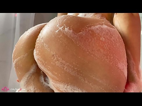 ❤️ Brunette Akuseweretsa maliseche ndi Vibrator mpaka Intense Orgasm mu Shower Kugonana pa ny.onlyhdporn.ru ❌️