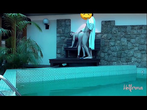 ❤️ Bwana adayitanitsa mdzakazi ku dziwe, koma sanathe kukana kutentha Kugonana pa ny.onlyhdporn.ru  ❌️